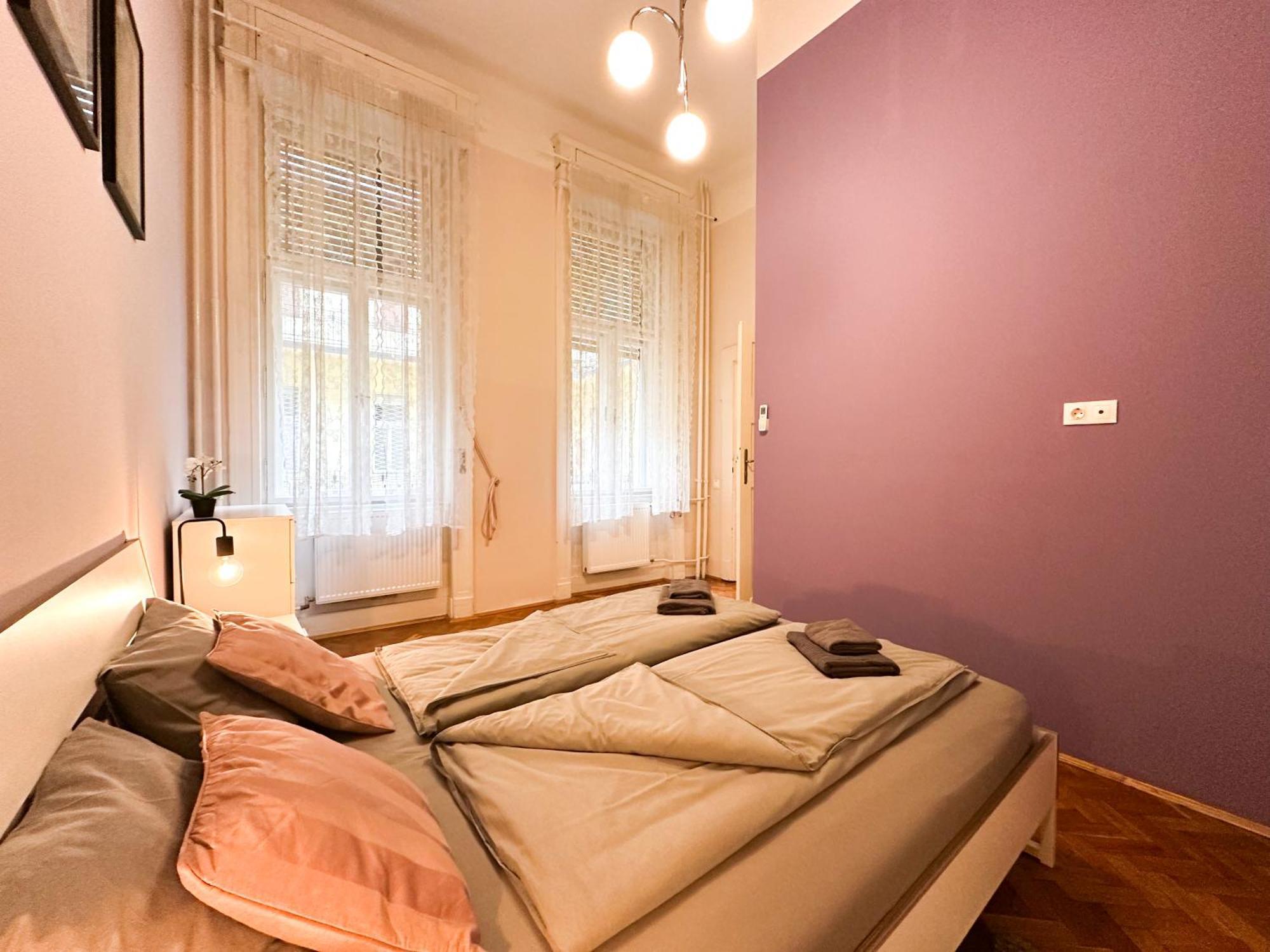 Cute 1br In - Purple House * Budapest